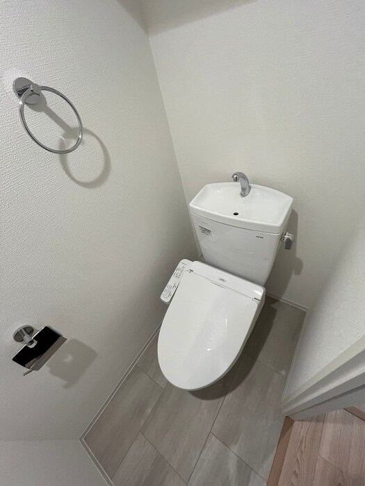 物件内観写真13　(トイレ)