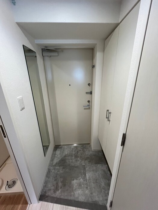 物件内観写真17　(玄関)