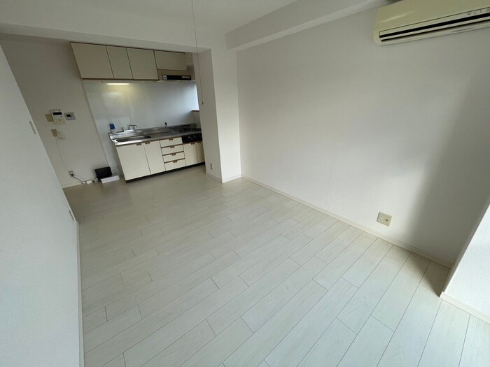 物件内観写真13　(居室)