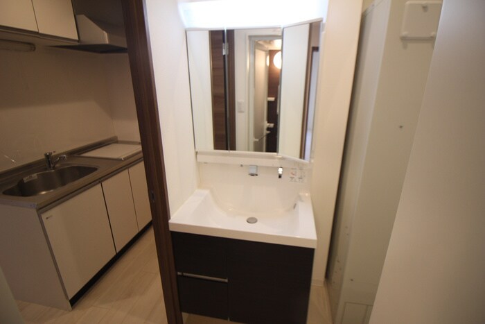 物件内観写真13　(洗面)