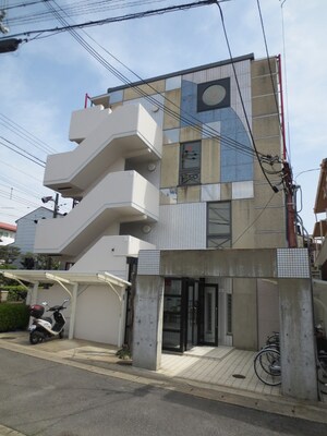 帷子ノ辻マンション外観写真