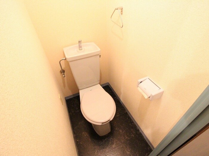 物件内観写真15　(トイレ)