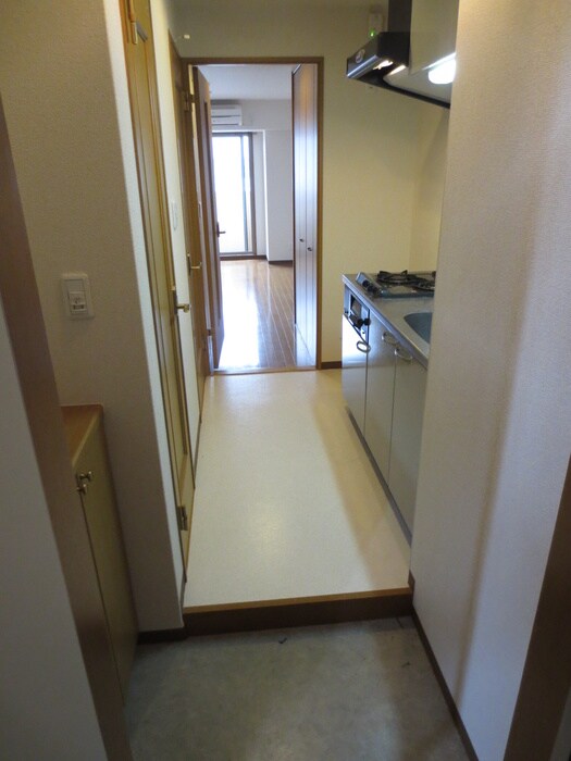 物件内観写真15　(玄関)