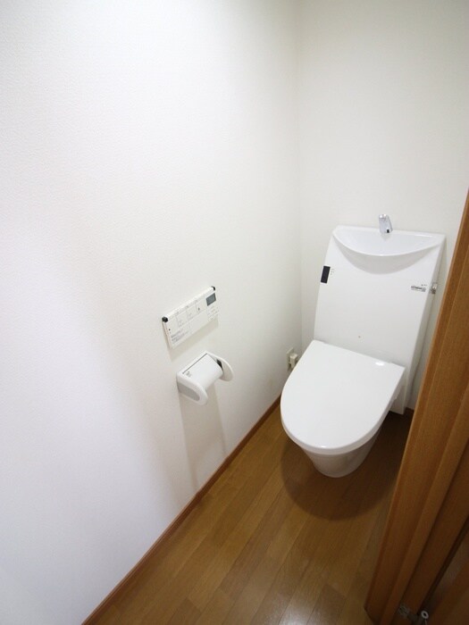 物件内観写真11　(バス／シャワールーム等)