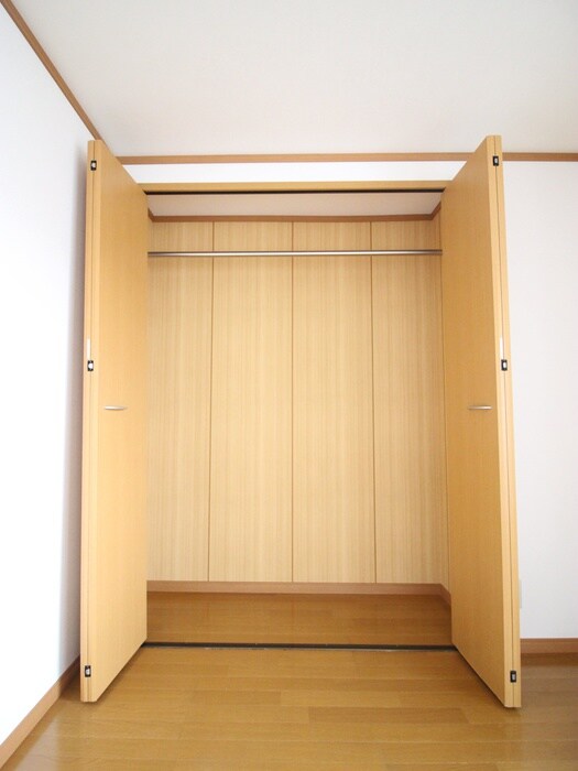 物件内観写真12　(収納)