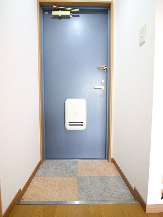 物件内観写真14　(玄関)