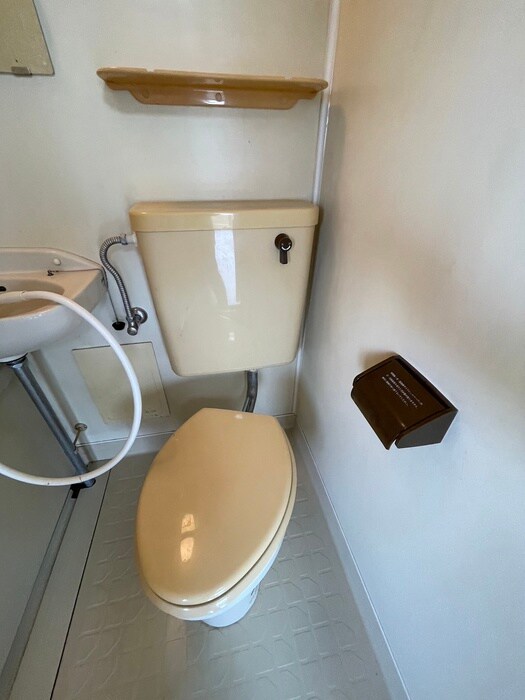 物件内観写真12　(トイレ)