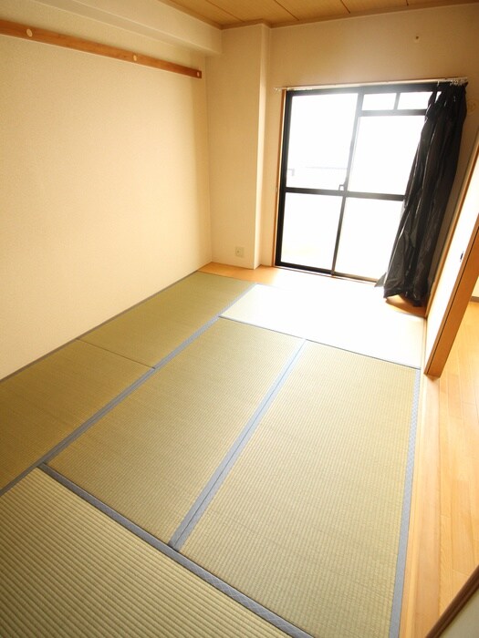 物件内観写真19　(居室)