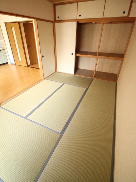 物件内観写真21　(居室)