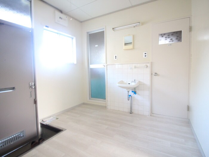 物件内観写真10　(居室)