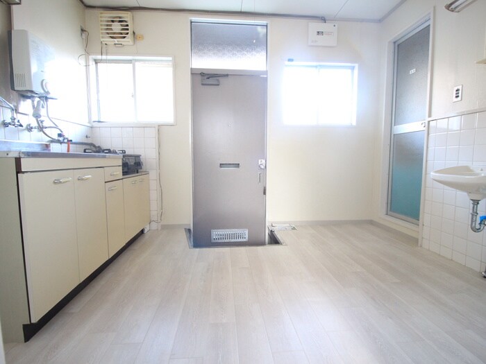 物件内観写真12　(居室)