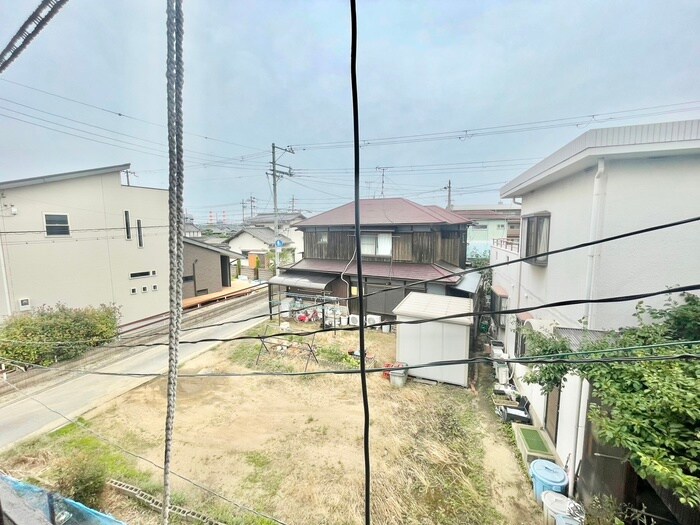 物件内観写真18　(室内からの展望)