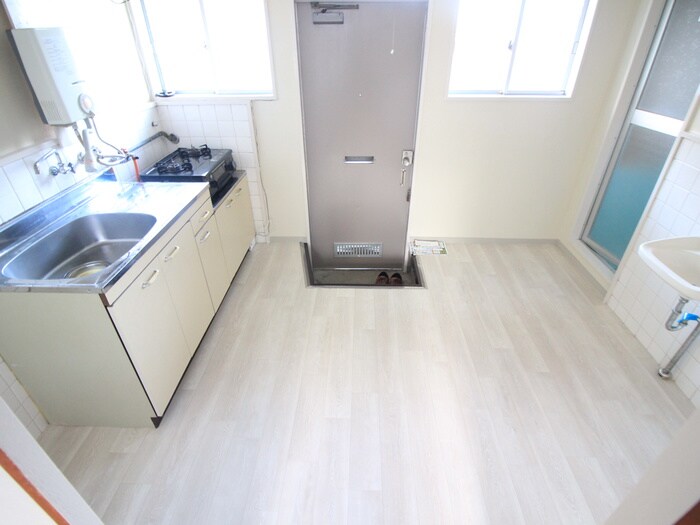 物件内観写真21　(居室)