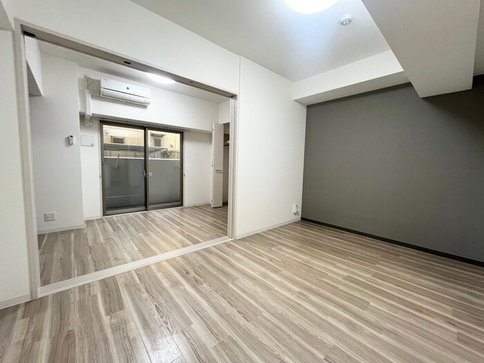 物件内観写真11　(居室)