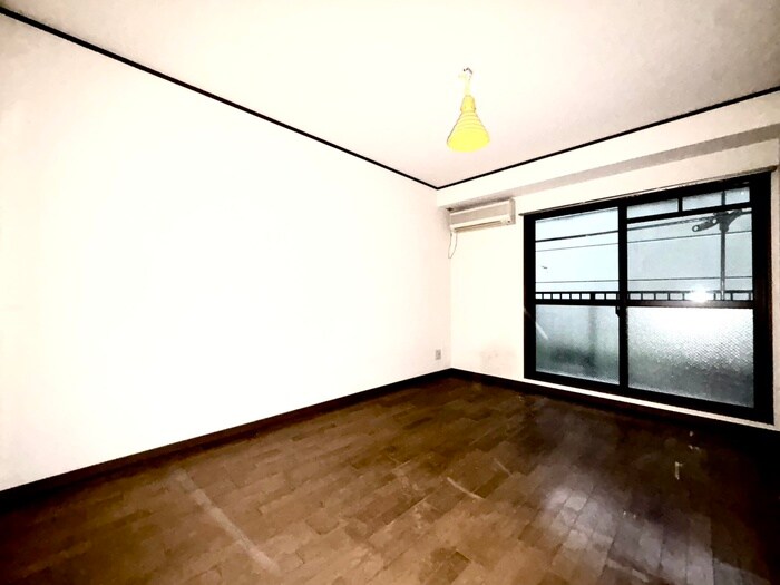 物件内観写真10　(居室)