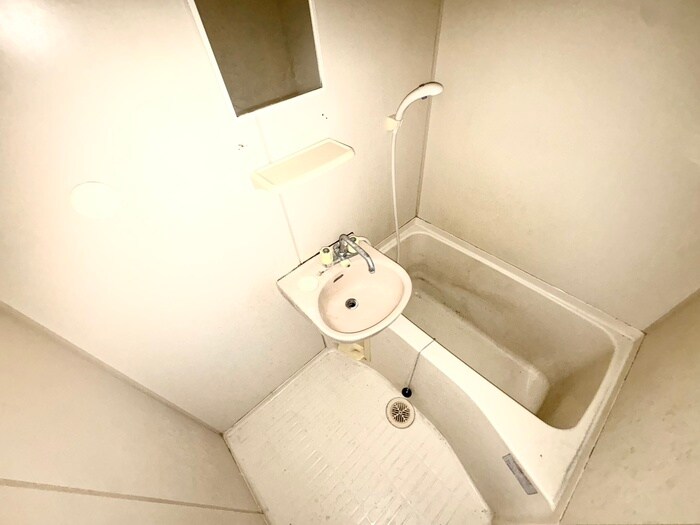 物件内観写真12　(バス／シャワールーム等)