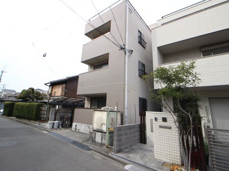 ノンノン１号館外観写真
