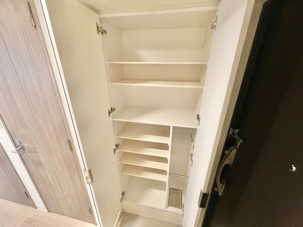 靴箱