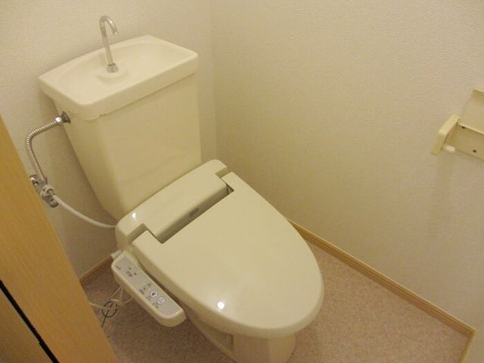 物件内観写真11　(トイレ)