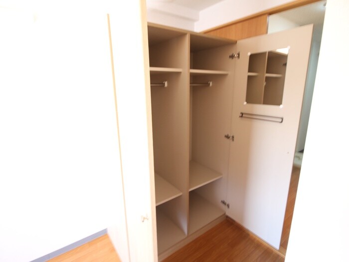 物件内観写真14　(収納)