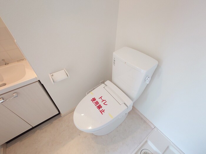 物件内観写真10　(トイレ)