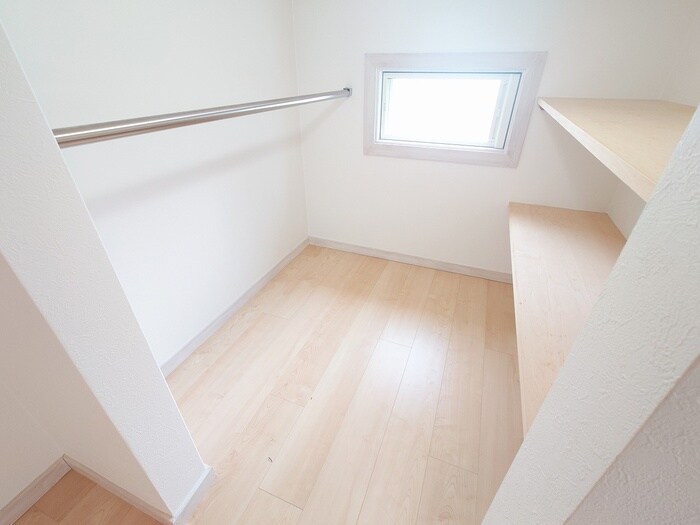 物件内観写真14　(収納)