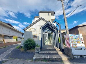 スクールサイド観月外観写真