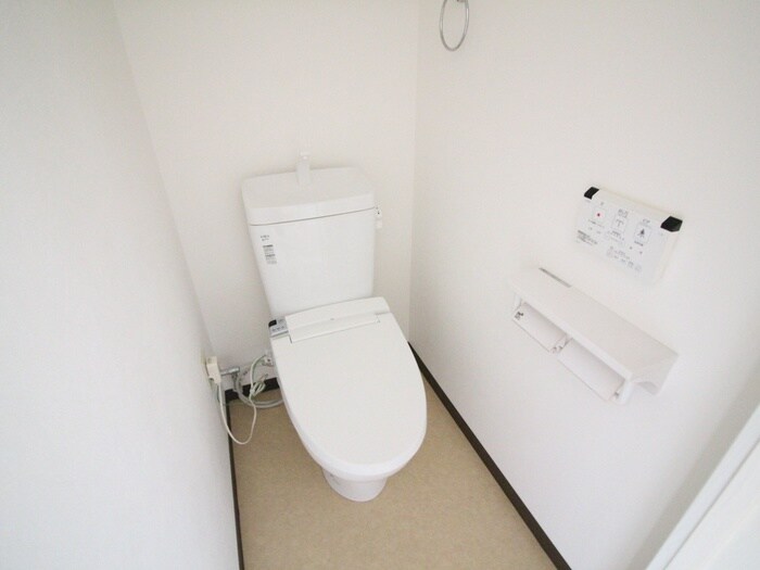 物件内観写真12　(トイレ)