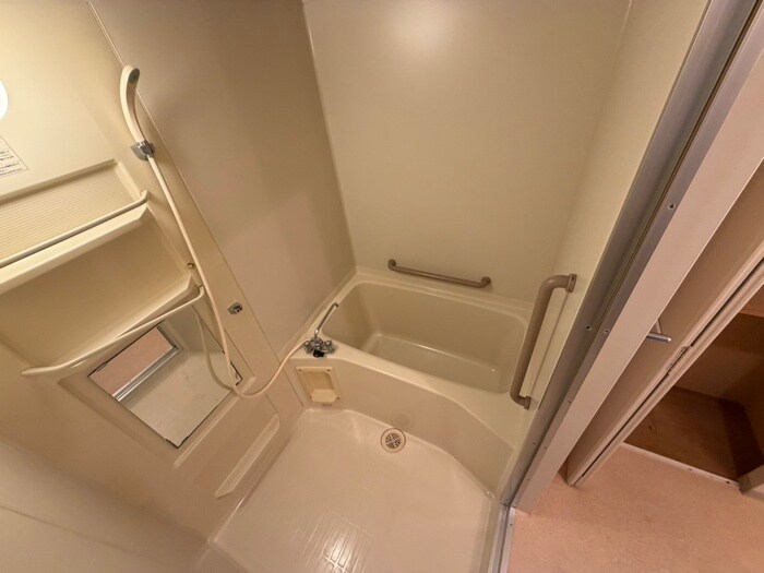 物件内観写真13　(バス／シャワールーム等)