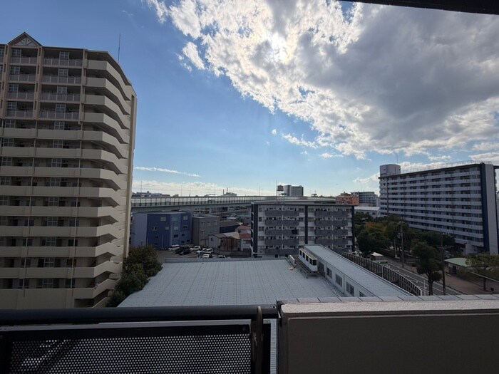 物件内観写真19　(室内からの展望)