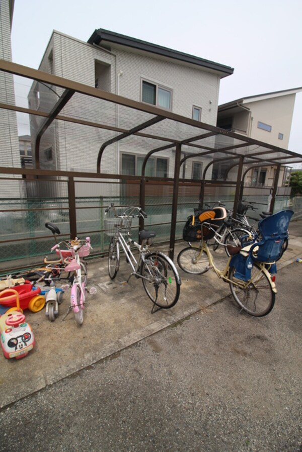 駐輪場