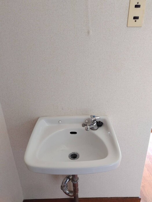 物件内観写真8　(洗面)