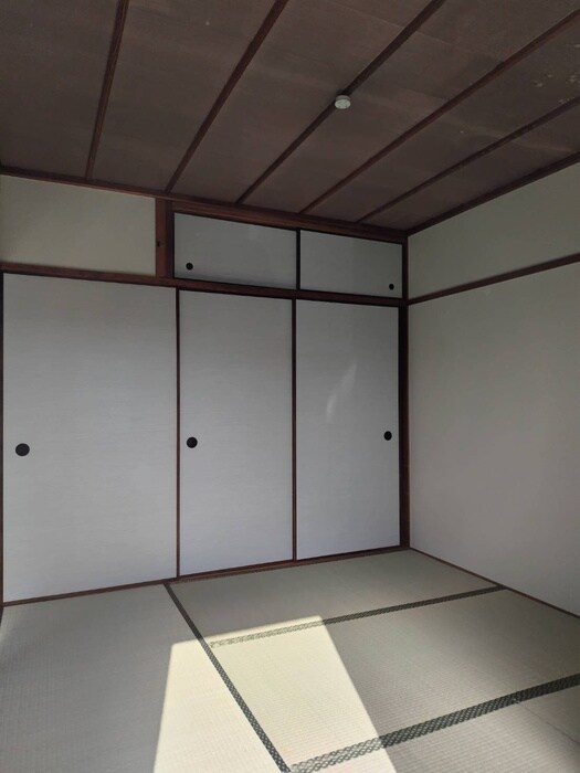 物件内観写真12　(居室)