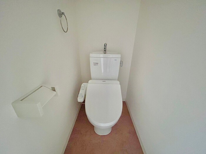 物件内観写真12　(トイレ)
