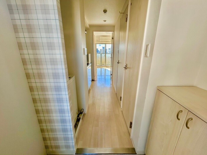 物件内観写真14　(廊下)