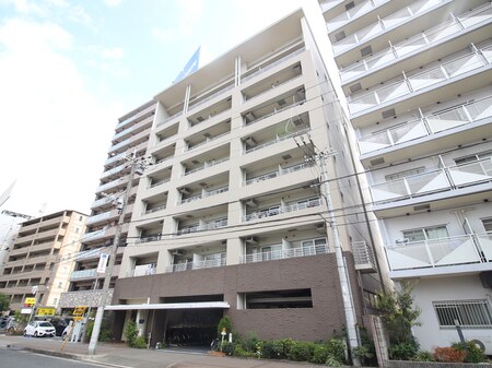 グランシャルマン新大阪外観写真