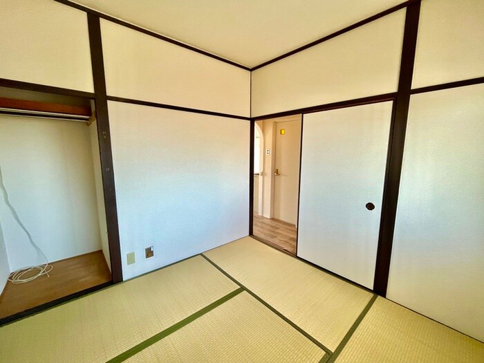 物件内観写真14　(居室)