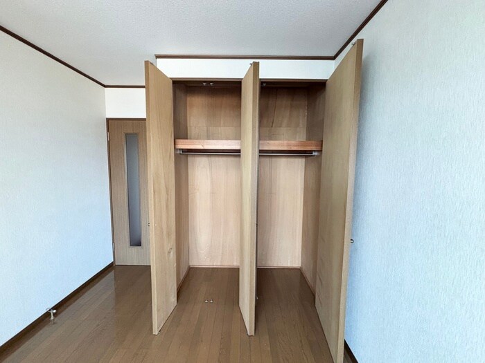 物件内観写真16　(収納)