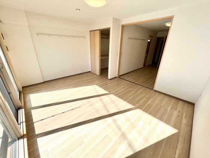 物件内観写真8　(居室)