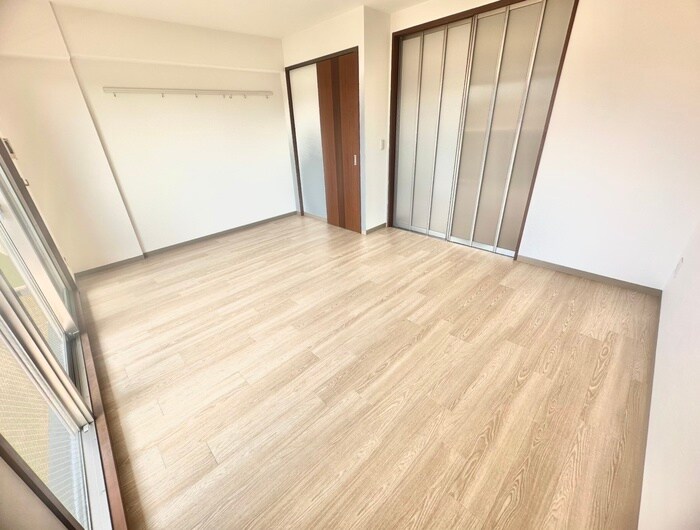 物件内観写真10　(居室)