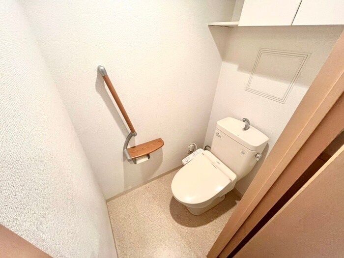 物件内観写真11　(トイレ)