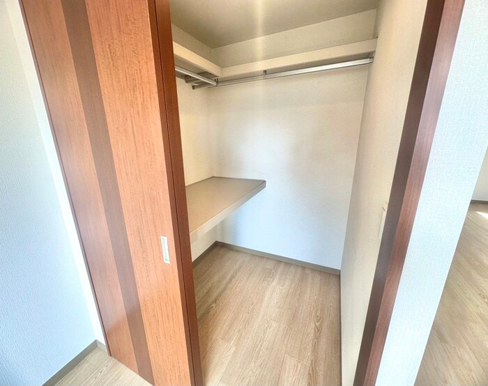 物件内観写真17　(収納)