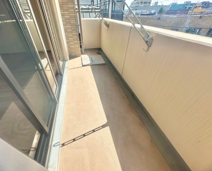 物件内観写真18　(ベランダ・バルコニー)