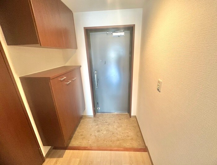 物件内観写真20　(玄関)