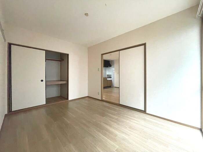 物件内観写真10　(居室)