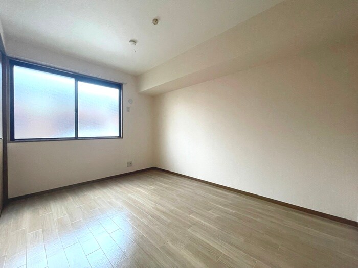 物件内観写真12　(居室)