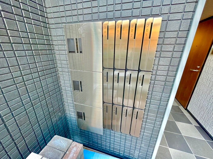 物件外観写真4　(建物設備)