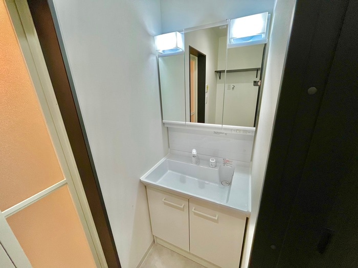 物件内観写真15　(洗面)