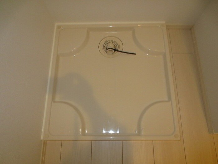 物件内観写真14　(洗濯機置場)