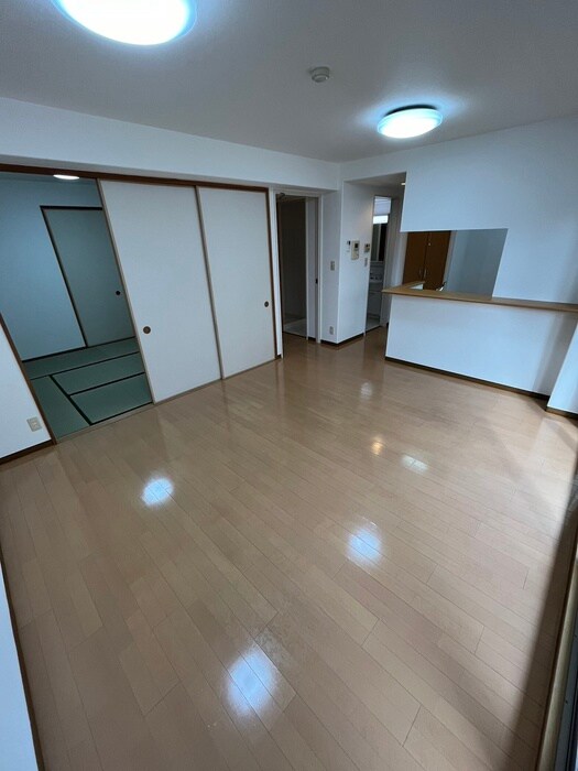 物件内観写真9　(居室)